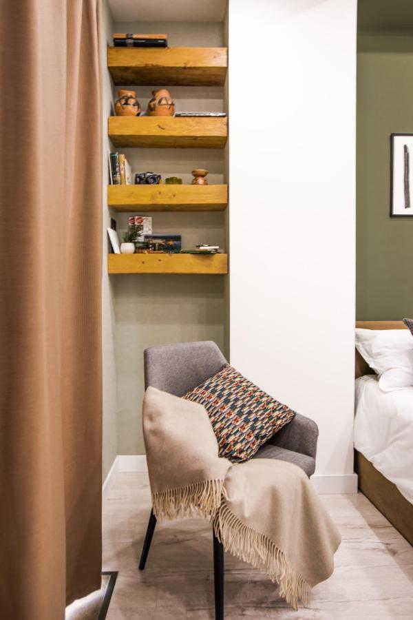 Hotelise I Bells-Of-Ireland Apartment Erevan Esterno foto