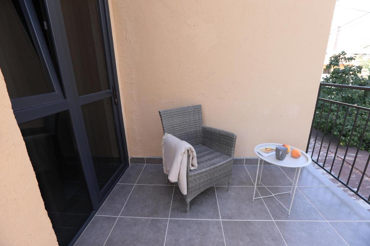 Hotelise I Bells-Of-Ireland Apartment Erevan Esterno foto